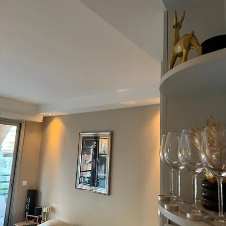 Art Rouaze Κάννες