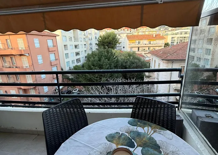 Art Rouaze Διαμέρισμα *