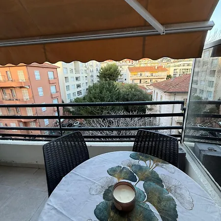 Art Rouaze Apartament *