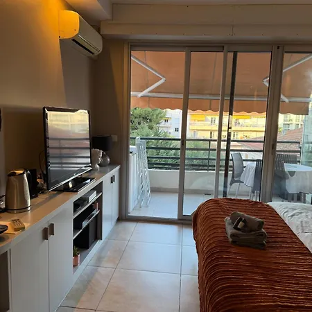 Apartament Art Rouaze Cannes